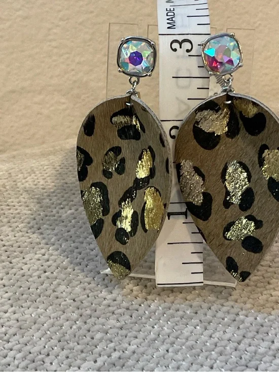 Leopard Print Teardrop Earrings with Iridescent Studs - Brown - Picture 4 of 4